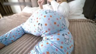 Stepdaughter seduces her stepfather into fucking her hard