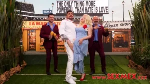 SEXMEX: El show de medio tiempo del Super Bowl – Paola Rubiel