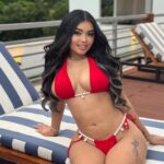 Hondureña La Queso en Bikini